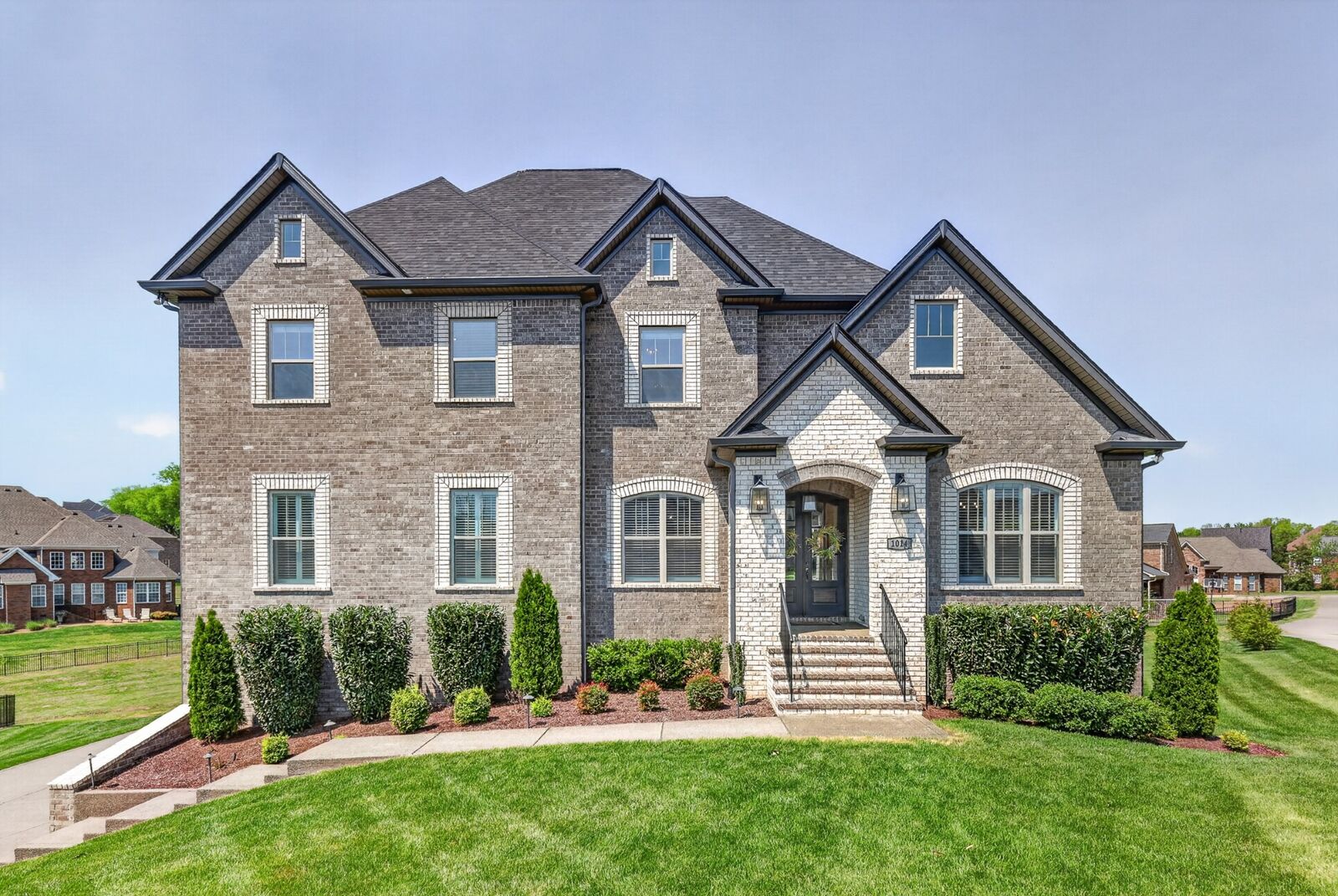 Property Photo:  1014 Keeneland Dr  TN 37066 