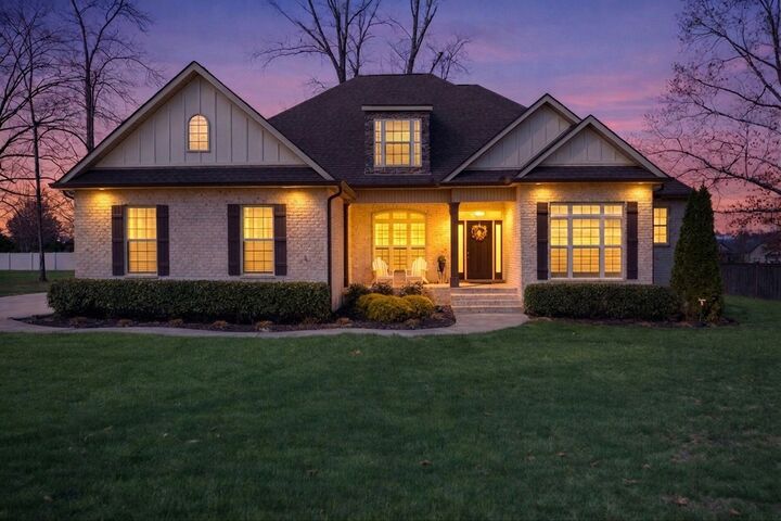 Property Photo:  612 Lexington Cir  TN 37355 