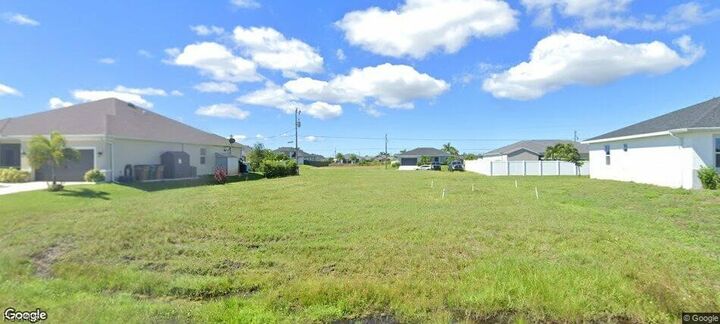 Property Photo:  1408 NW 13th Avenue  FL 33993 