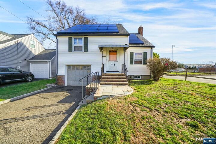 Property Photo:  2397 Seymour Avenue  NJ 07083 