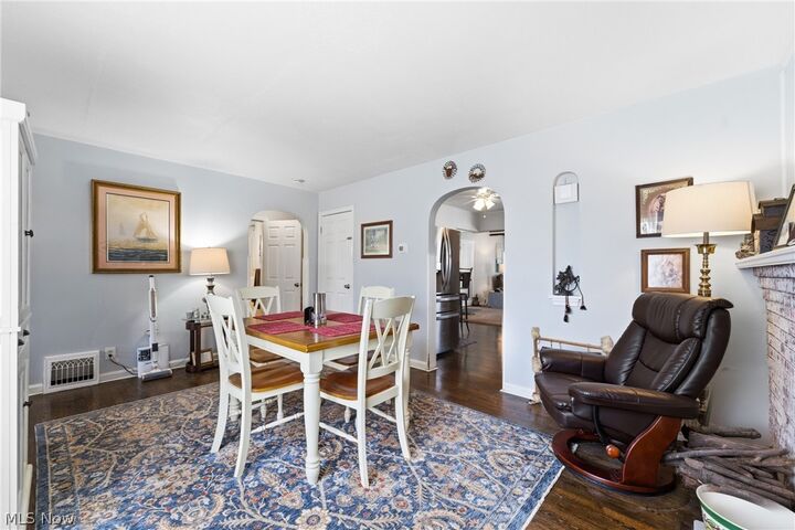 Property Photo:  1515 Manor Avenue NW  OH 44708 