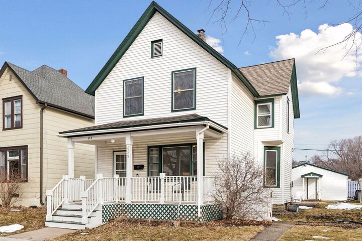 Property Photo: 659 Jefferson Avenue MN 55102