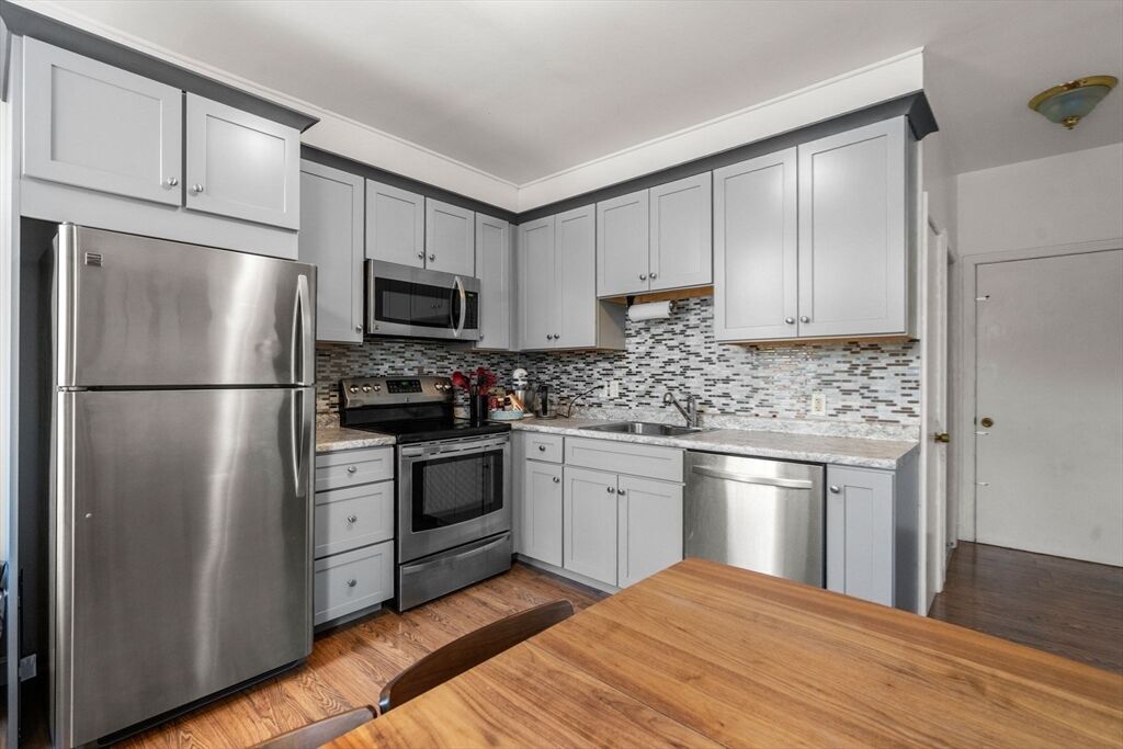 Property Photo:  38 Winchester Street 4  MA 02446 