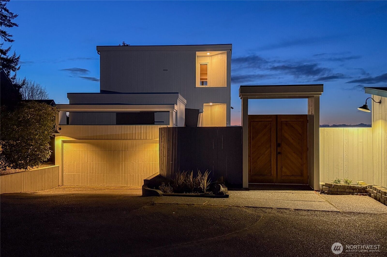 Property Photo:  4042  Soundview Drive W  WA 98466 