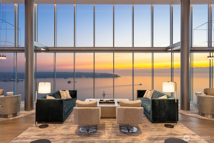 Property Photo:  121  Stewart Street 504  WA 98101 