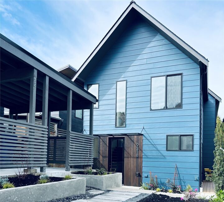 Property Photo: 9318 47th Avenue SW WA 98136