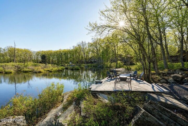 Property Photo:  107 Cliff Drive  PA 18428 