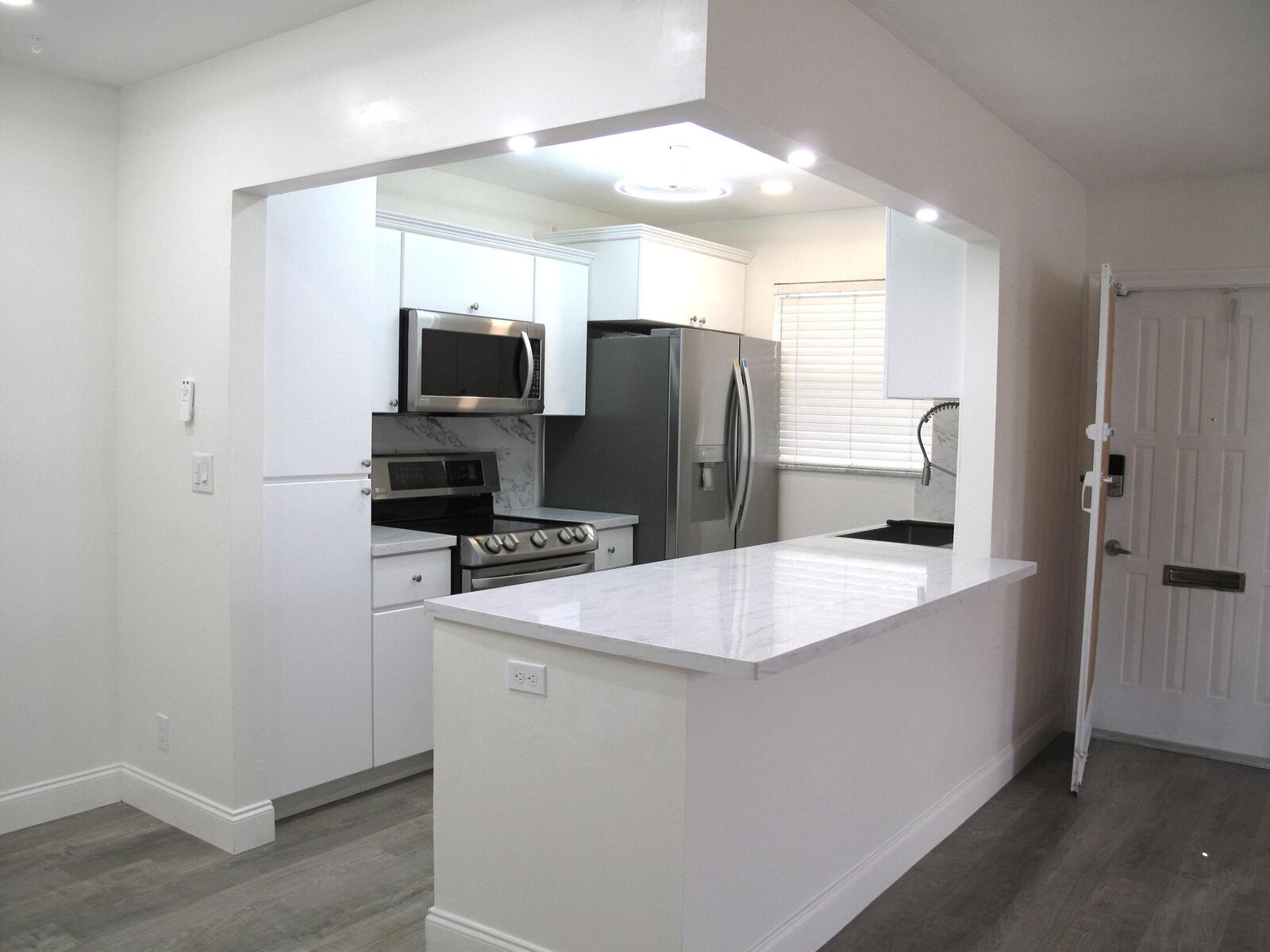 Property Photo:  1217 S Drive Way A  FL 33445 