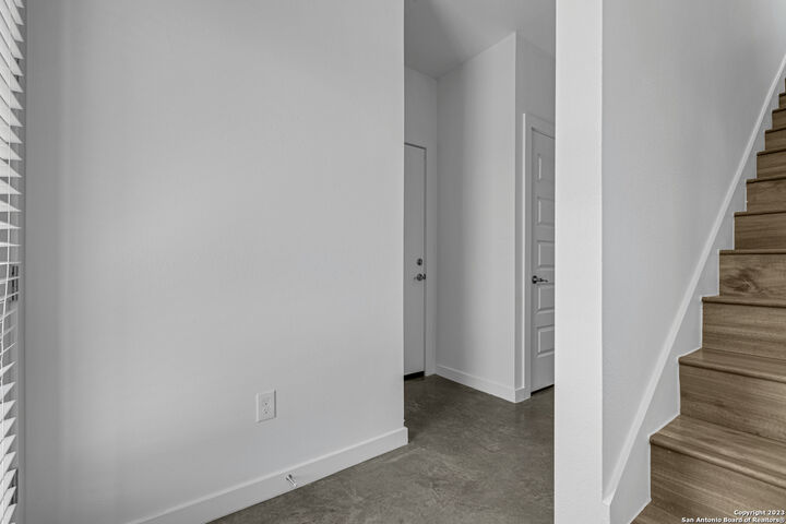 Property Photo: 915 Piedmont Ave TX 78210