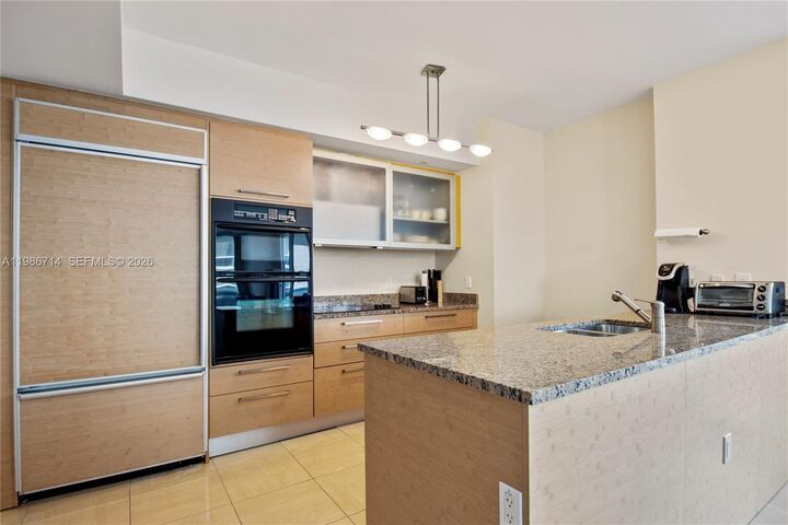 Property Photo:  1830 S Ocean Dr 3508  FL 33009 