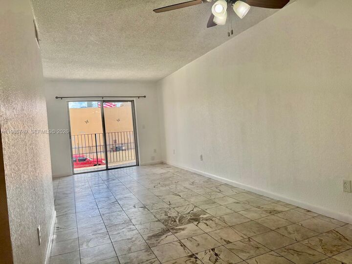 Property Photo:  1051 SW 1st St 212  FL 33130 