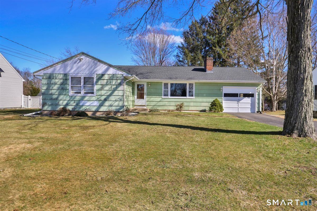 Property Photo: 57 Alanby Drive CT 06451