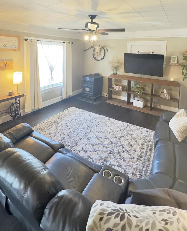 Property Photo:  112 Houghton St  WA 99139 