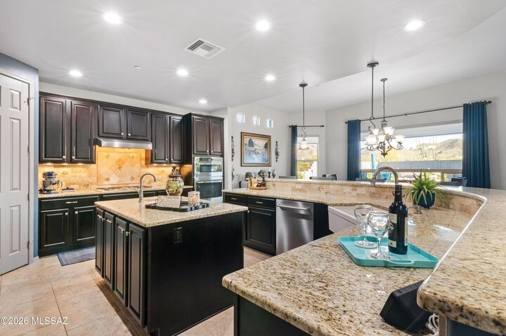 Property Photo: 9450 E Woolly Butterfly Court AZ 85641