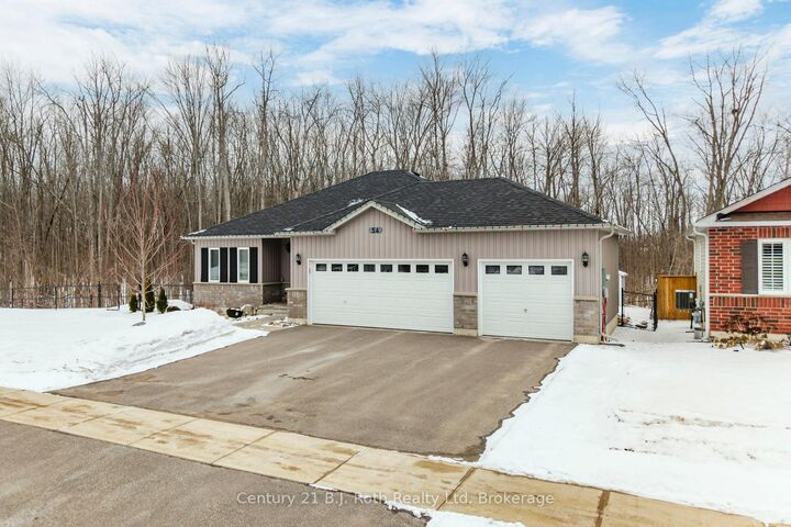 Property Photo: 54 Ralph Dalton Boulevard ON L0K 2A0