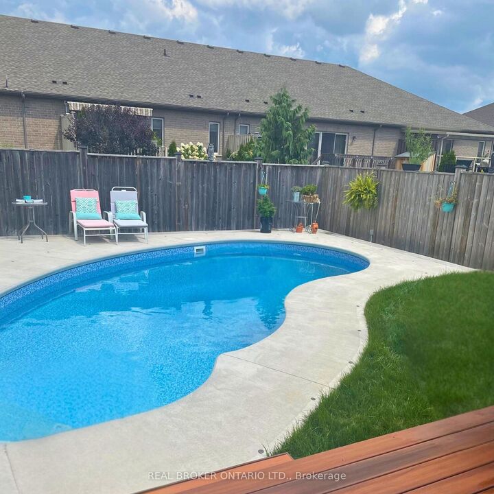 Property Photo: 50 Gaiser Road ON L3C 0B5