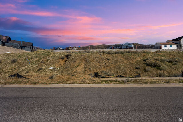 Property Photo: 198 N Moss Hill Dr E 118 UT 84010