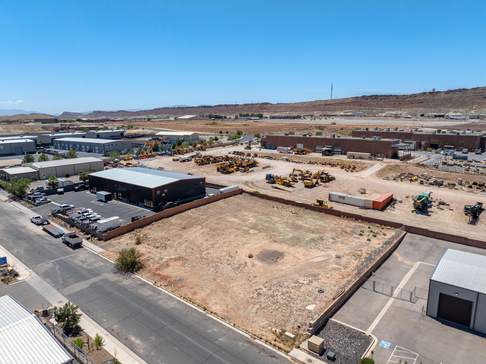 Property Photo:  425 Commerce St  UT 84737 