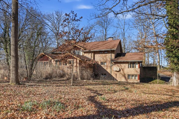 Property Photo: 2438 Signal Hill Road OH 45504