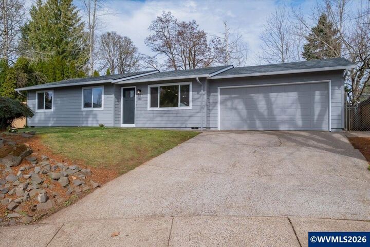 Property Photo:  5321 Fox Ct S  OR 97306 