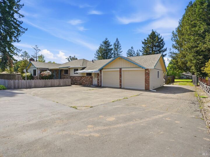 Property Photo:  645 Speers Road  CA 95409 