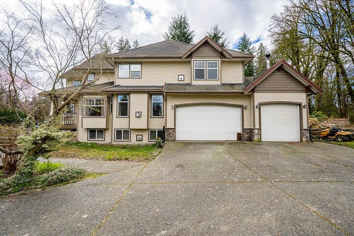 9833 182 Street — photo 1