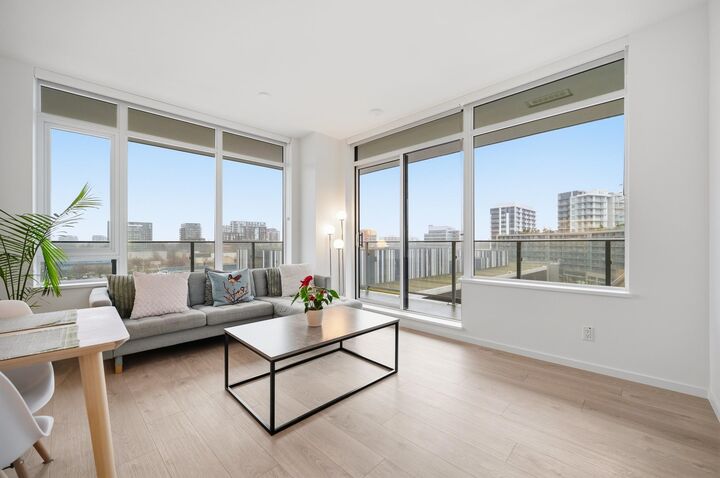 Property Photo: 6300 Minoru Boulevard 619 BC V6Y 0N1