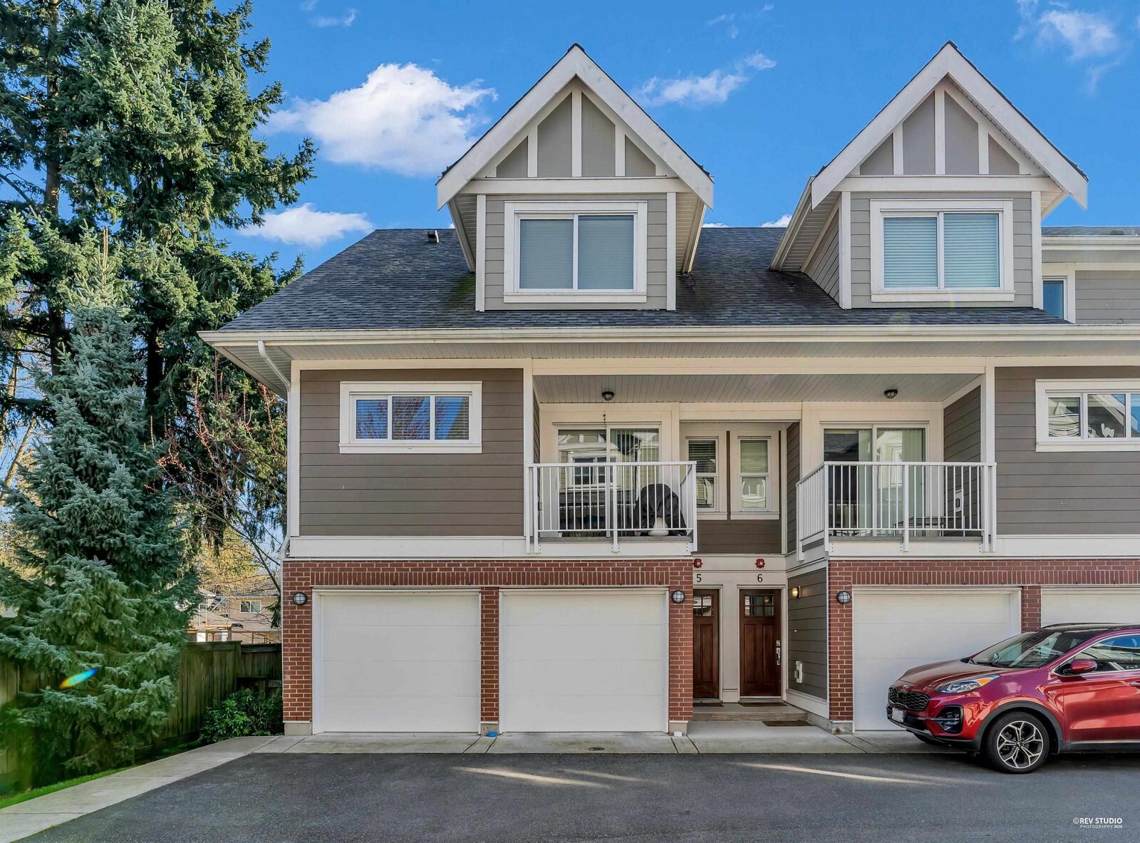 Property Photo: 11490 84 Avenue 5 BC V4C 2M1