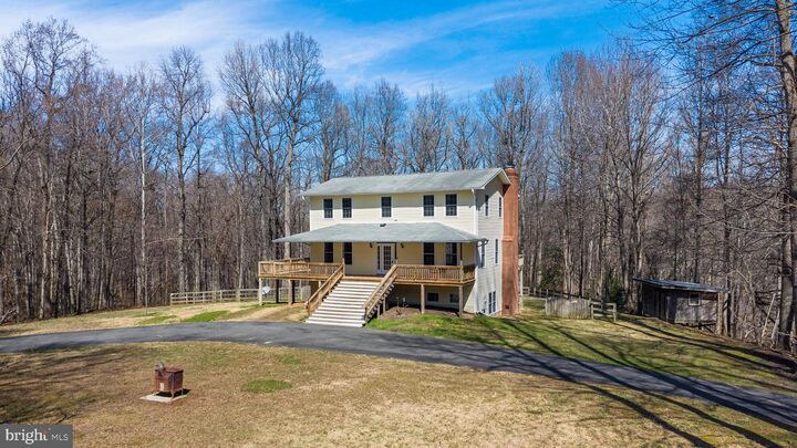 Property Photo: 7403 Colross Glen Drive VA 22485