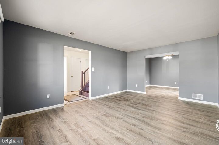 Property Photo: 14 Lancaster Court NJ 08060