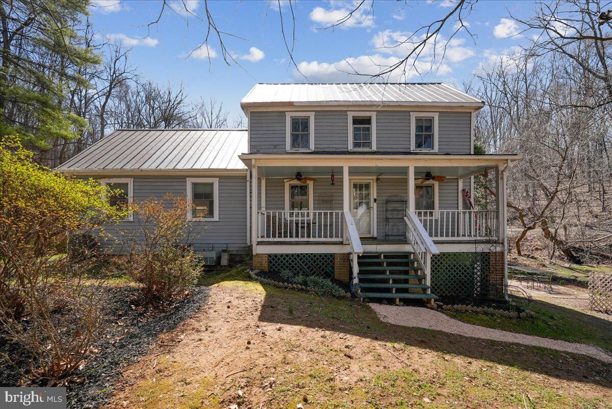 Property Photo:  13064 Furnace Mountain Road  VA 20180 