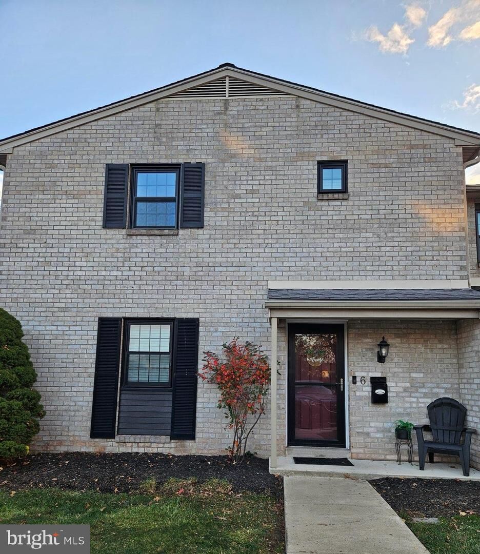 Property Photo:  6 Providence Forge Road  PA 19468 