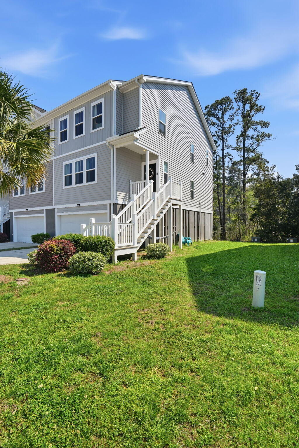 Property Photo:  139 Winding River Drive  SC 29455 