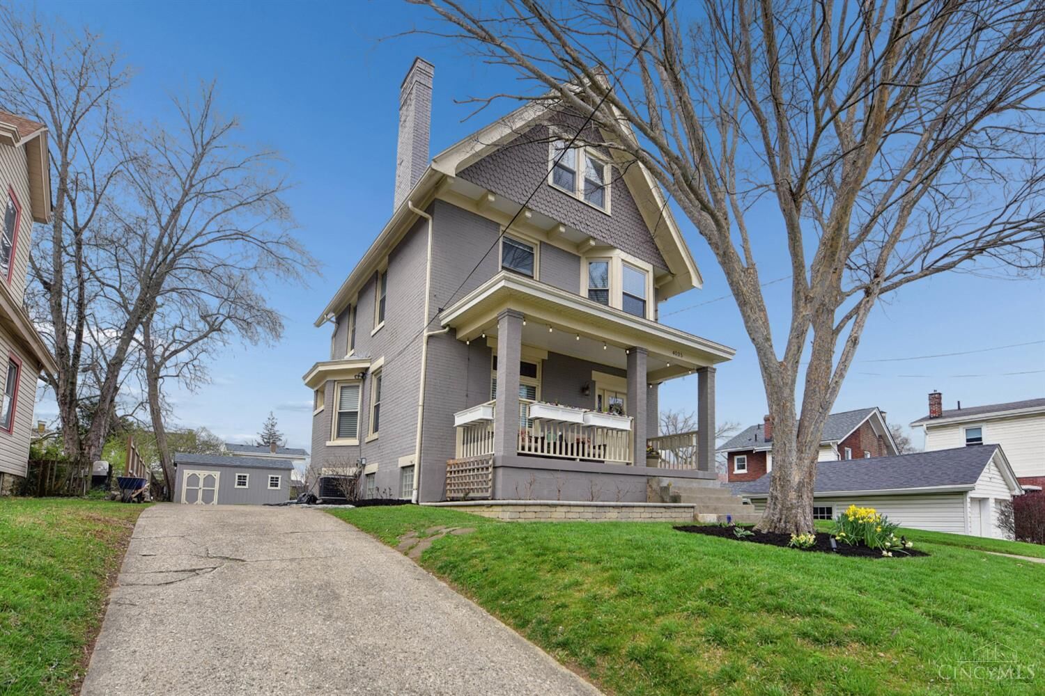 Property Photo:  4035 S Jefferson Avenue  OH 45212 