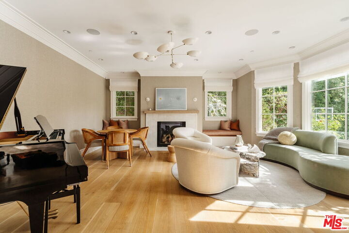 Property Photo:  957 Corsica Dr  CA 90272 