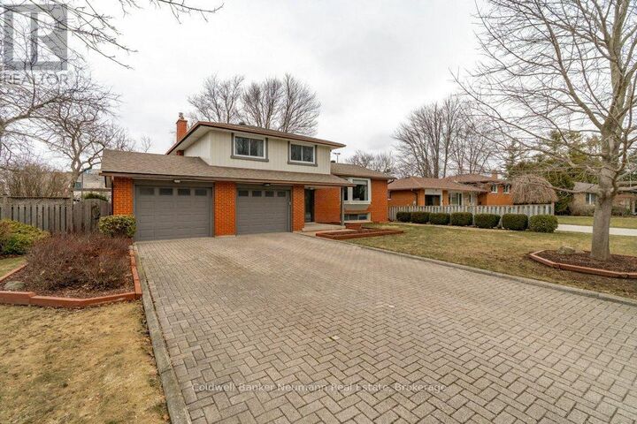 Property Photo:  15 Hickory Street  ON N1G 2X2 