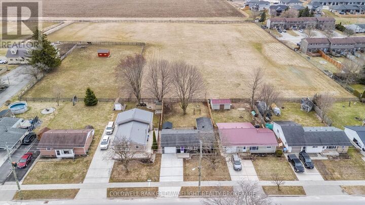 Property Photo: 161 Huron Street East ON N0M 1S1