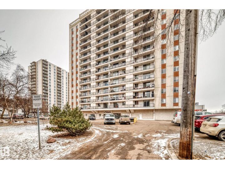 Property Photo:  #1404 11307 99 Av NW  AB T5K 0H2 