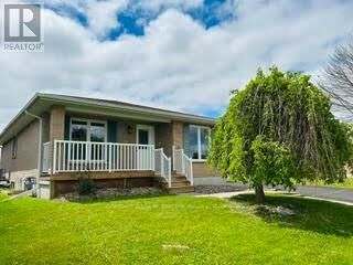 Property Photo: 329 Mary Street West ON K9V 5X5