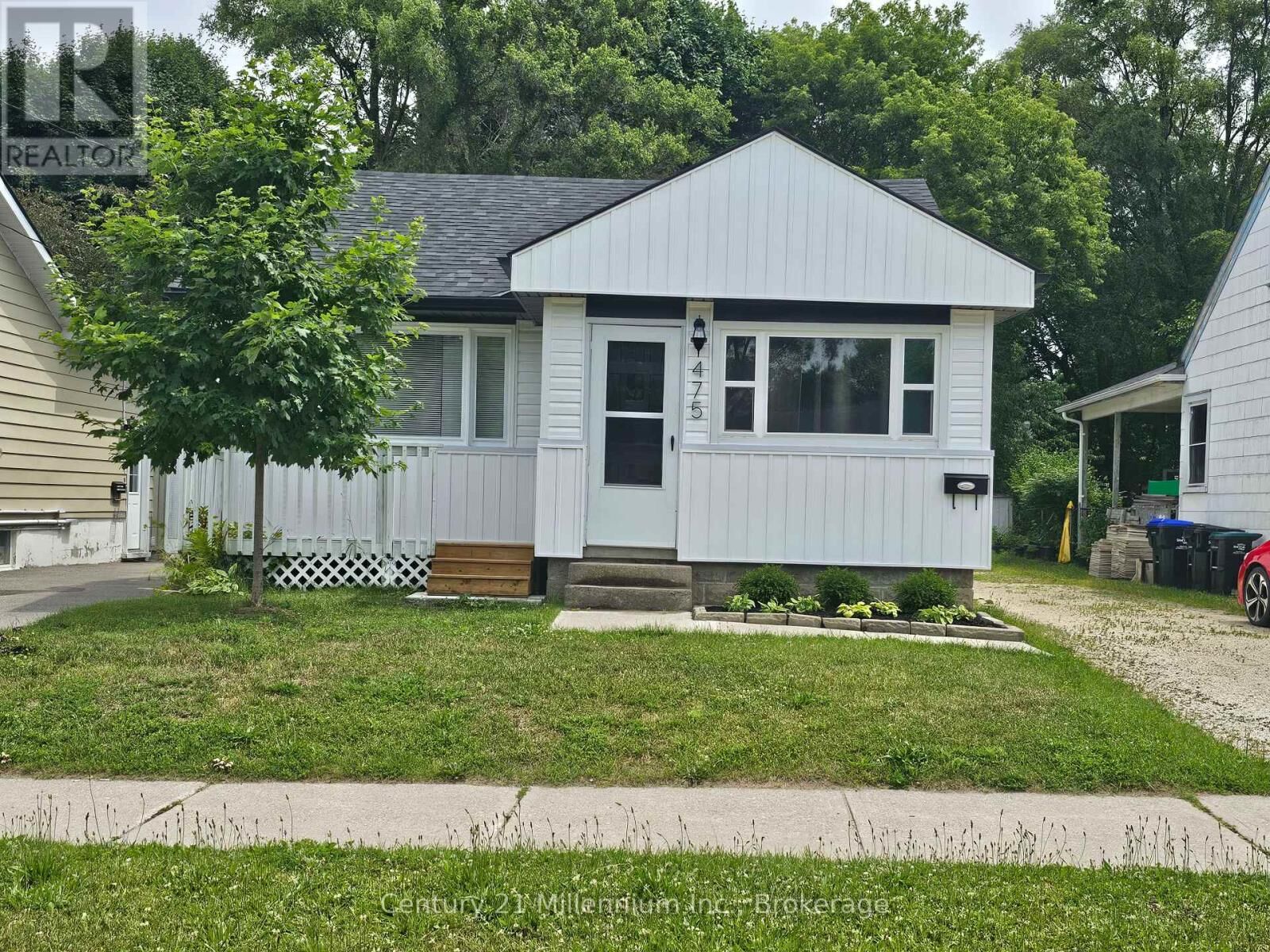 Property Photo:  475 Hurontario Street  ON L9Y 2N2 