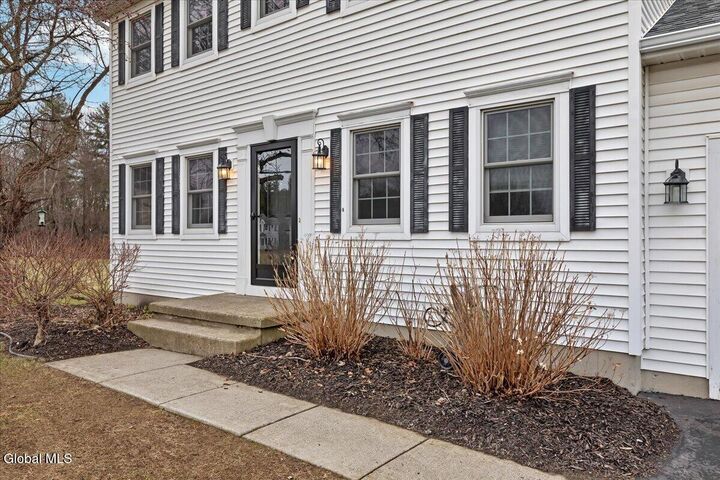 Property Photo: 128 Horizon Boulevard NY 12306