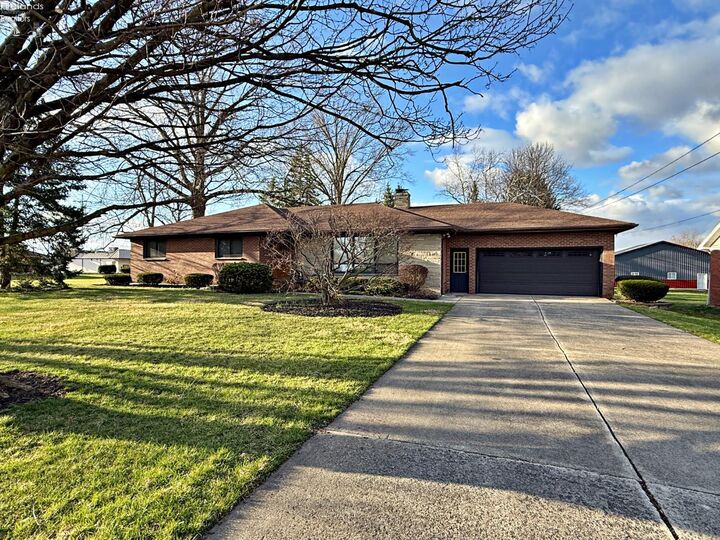 Property Photo: 96 Lindsay Avenue OH 44883