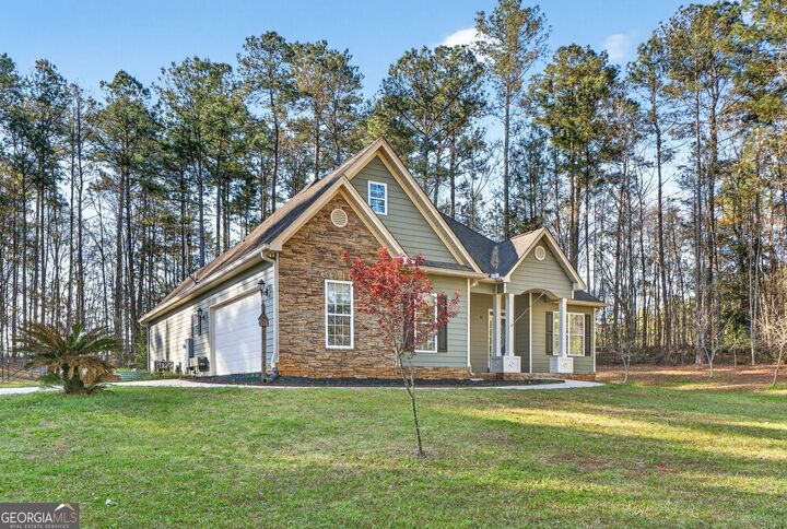 Property Photo:  206 Jack Maddox Bridge Road  GA 30233 