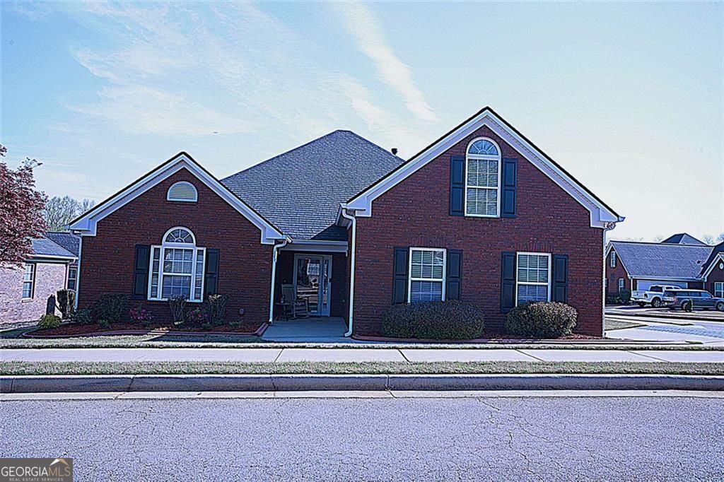 Property Photo:  401 Gracious Way  GA 30253 