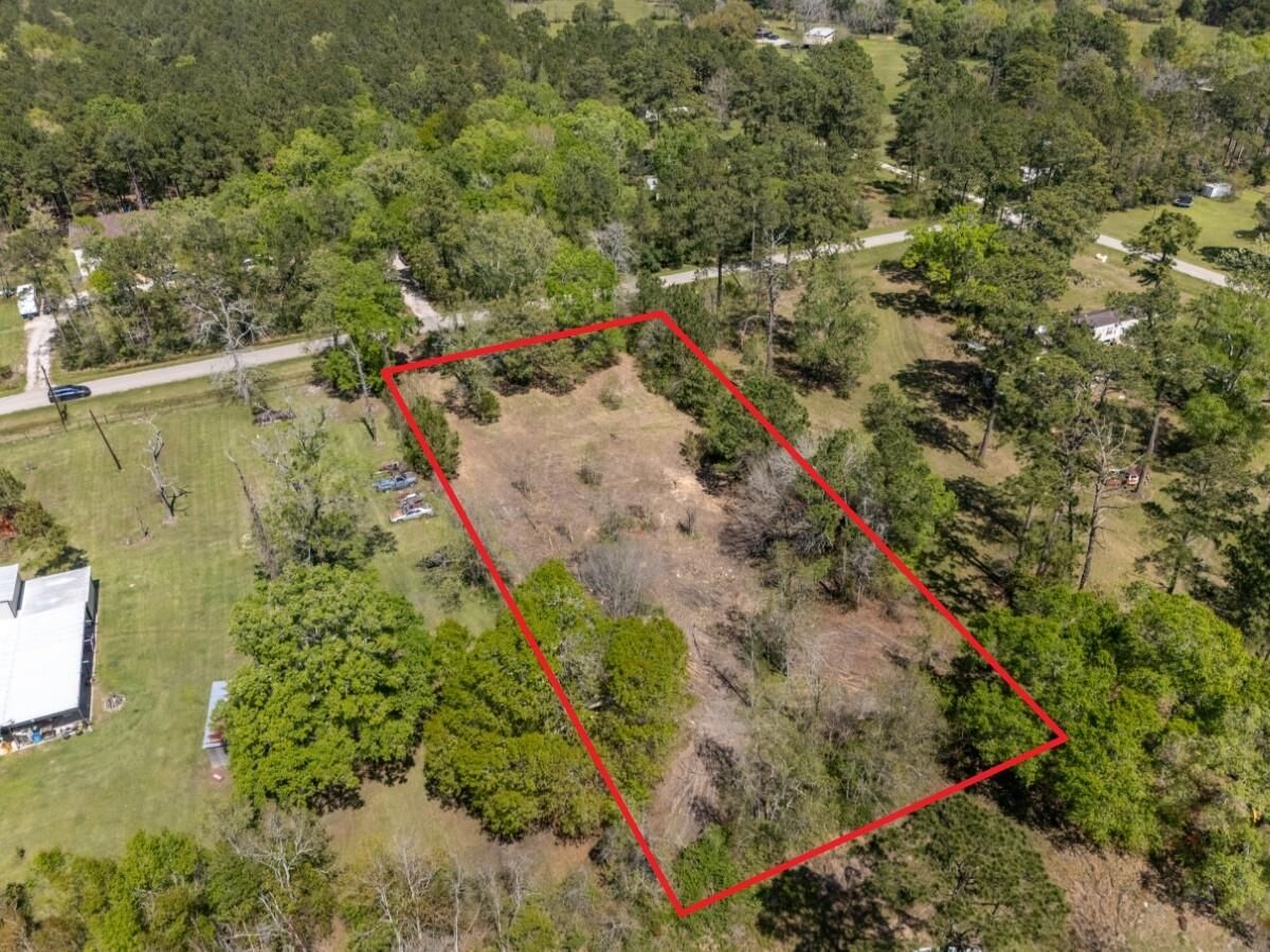 Property Photo:  736 County Road 112  TX 77538 