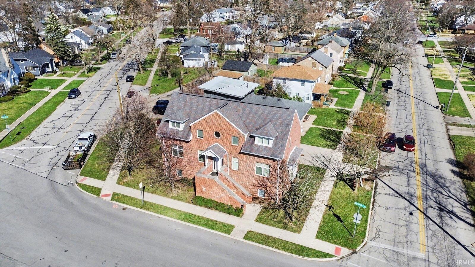 Property Photo: 330 N Sunnyside Avenue IN 46617-2440