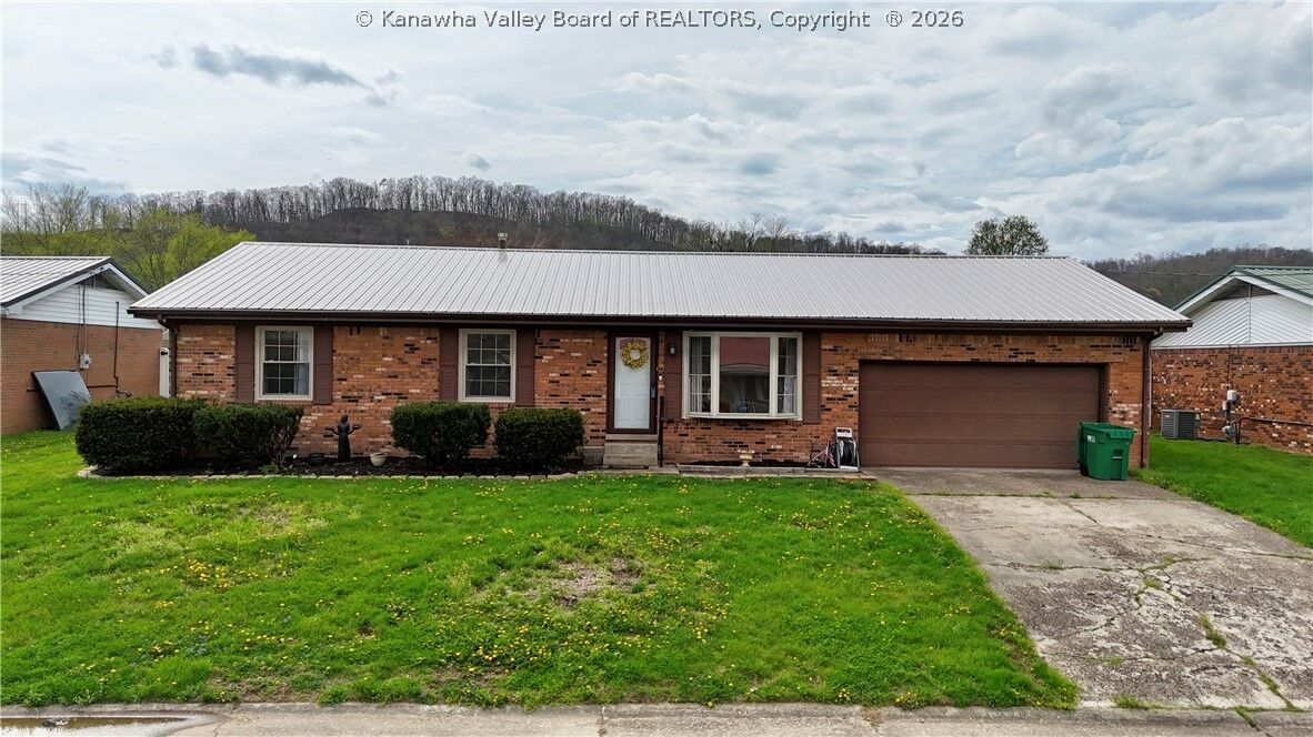 Property Photo:  194 Shawnee Estates  WV 25213 