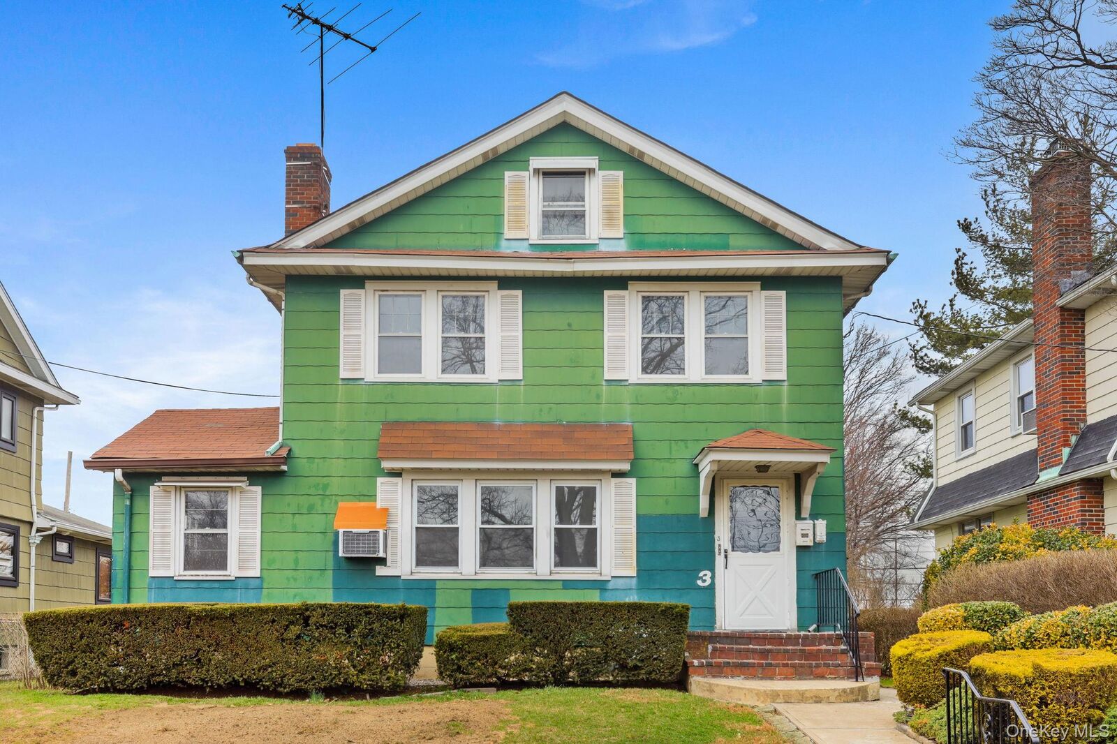 Property Photo:  3 Hill Street  NY 10801 