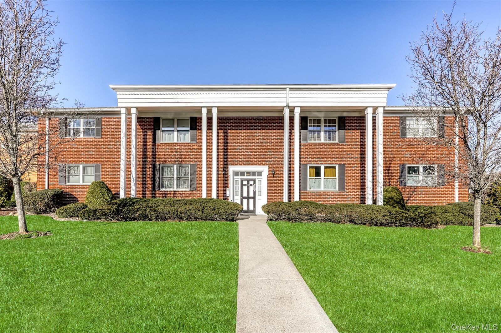 Property Photo: 104 Bon Aire Circle W 8L NY 10901