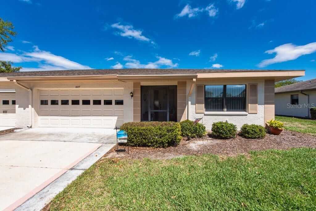 Property Photo:  1605 Leland Drive  FL 33573 